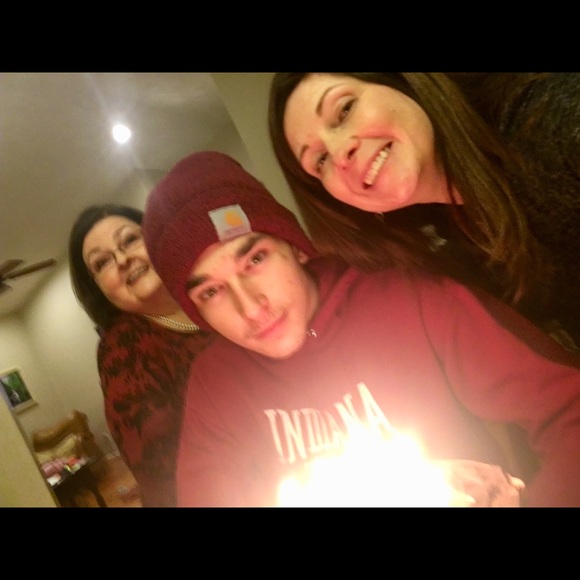 Meet your Posher, Rosemary - Picture 6 of 7